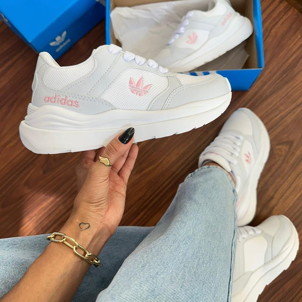Tênis Adidas Femmy Fit - Premium
