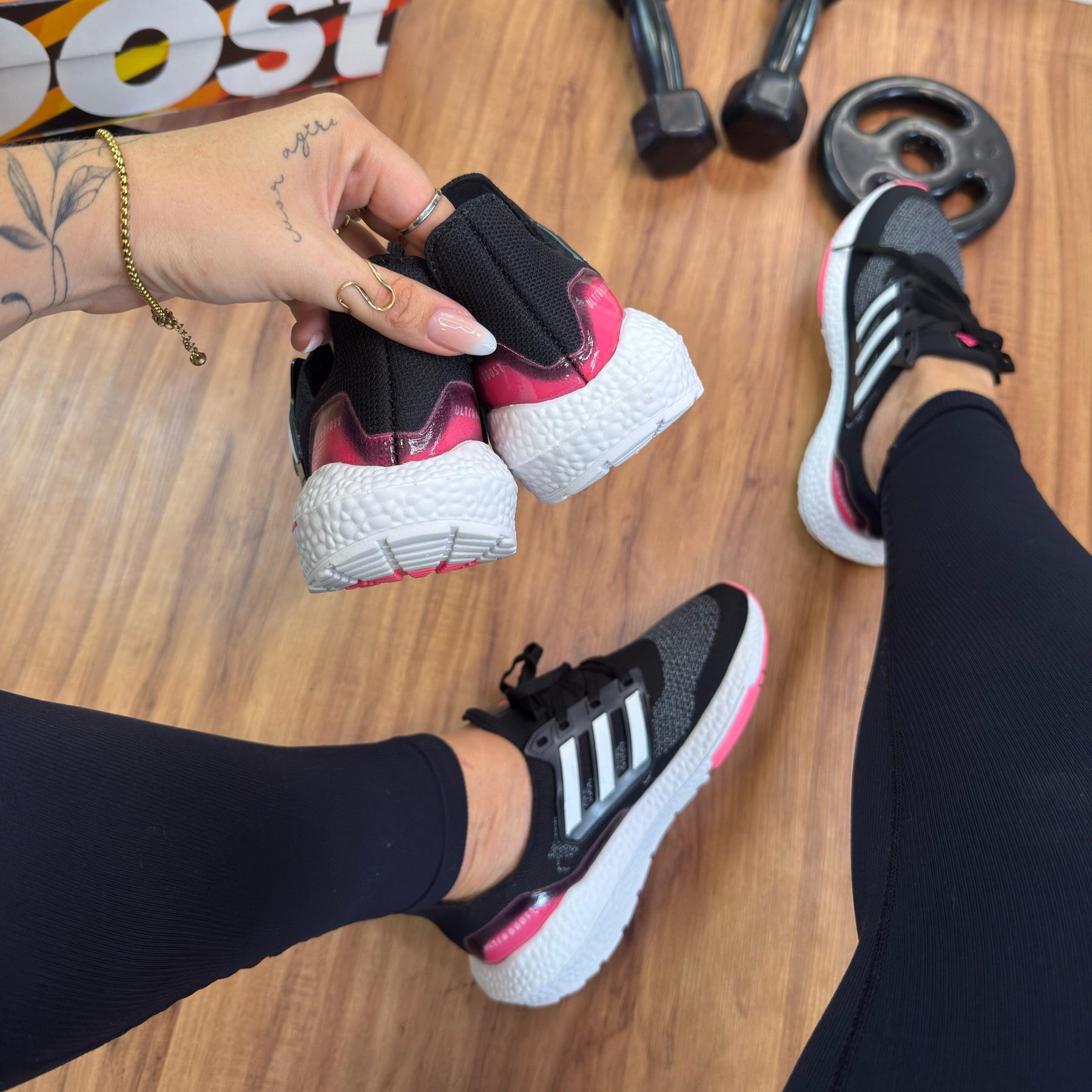 Tênis Adidas Ultra Boost - Premium