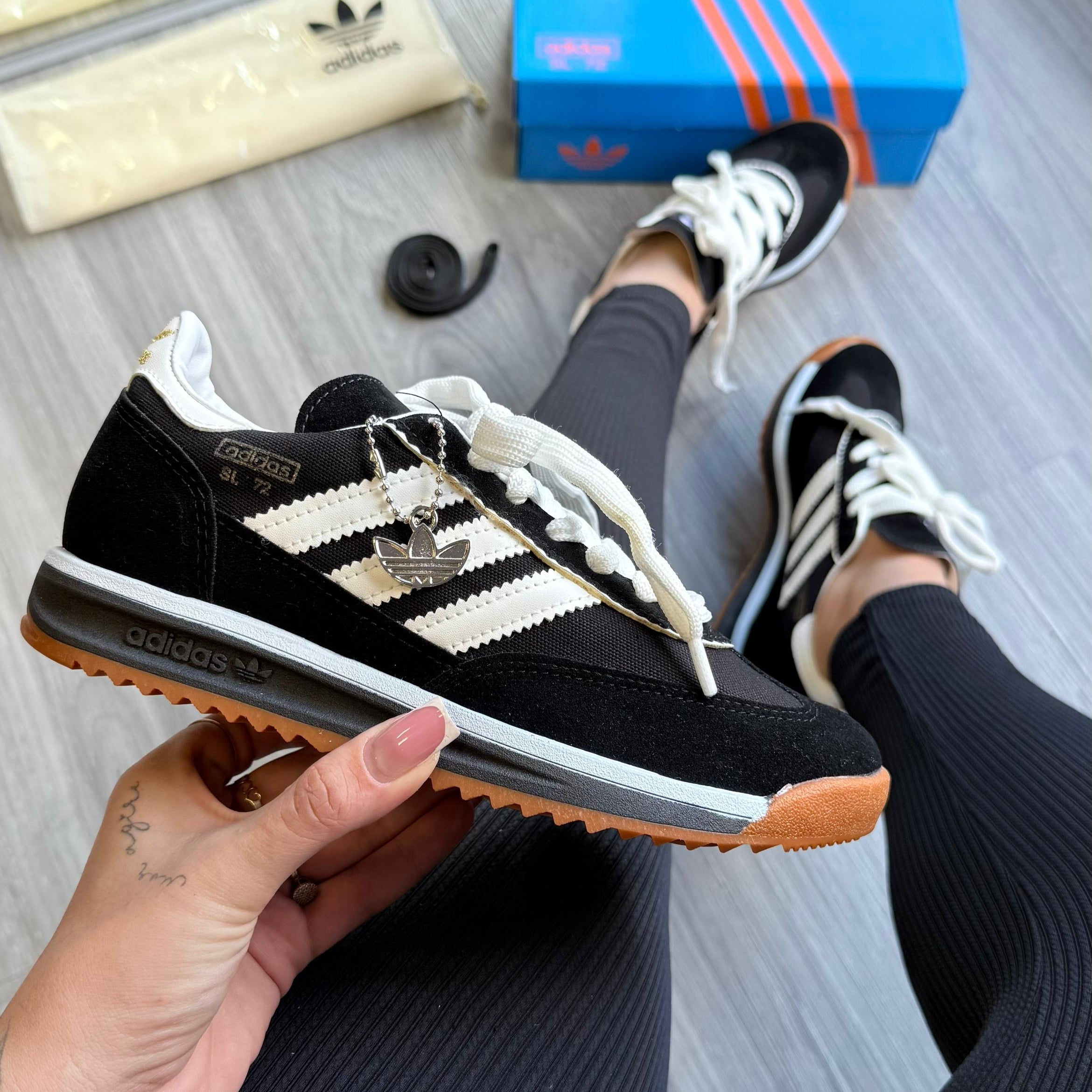 Tênis Adidas SL 72 Collors - Premium