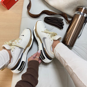 Tênis Zoom Invecible Run - Premium