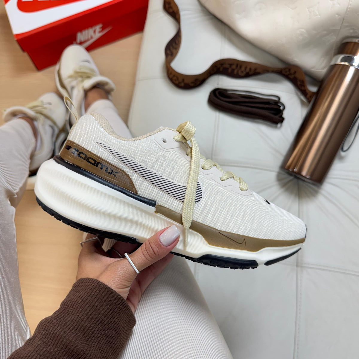 Tênis Zoom Invecible Run - Premium