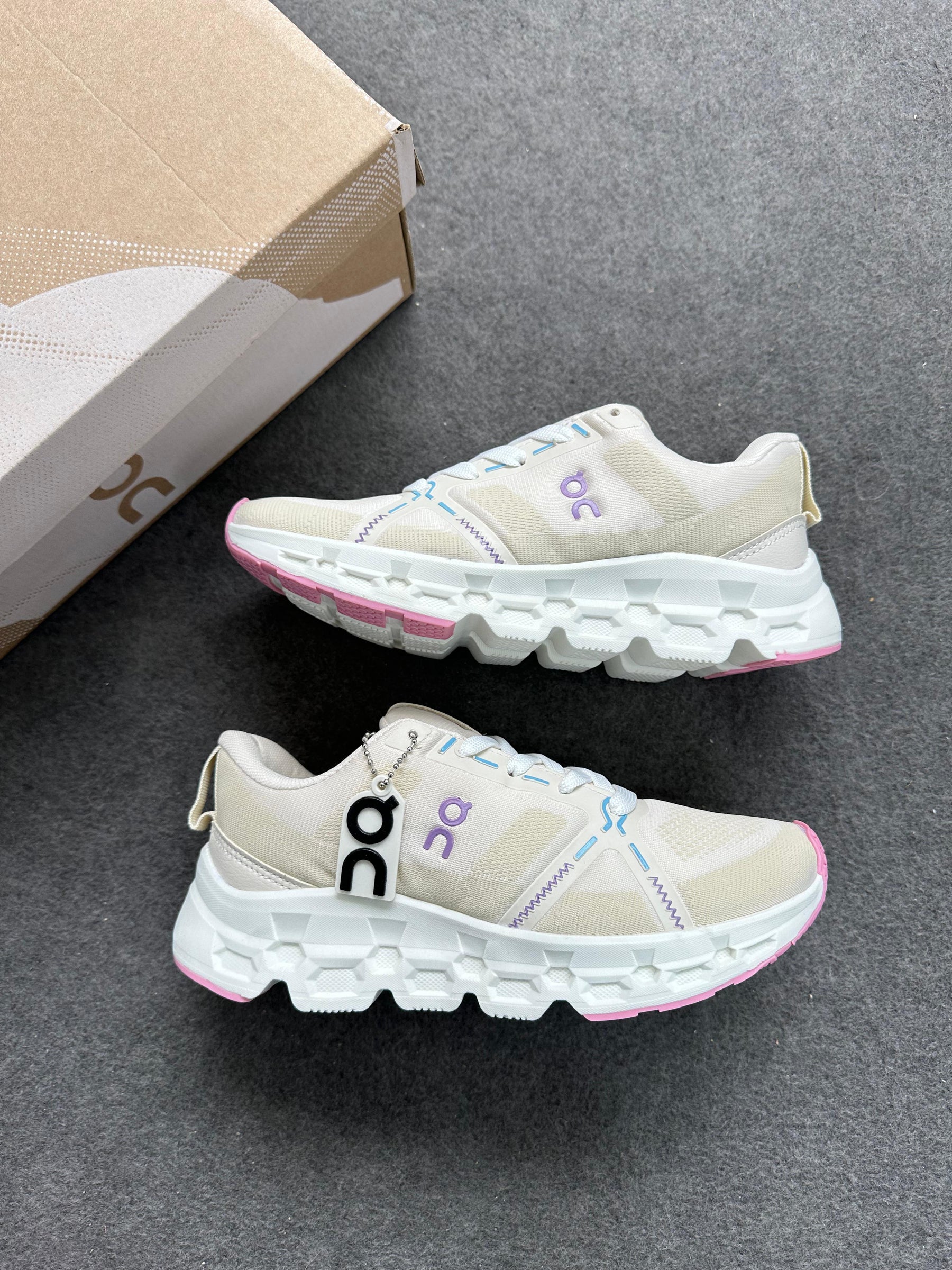 Tênis On Cloud Surfer Max | Premium