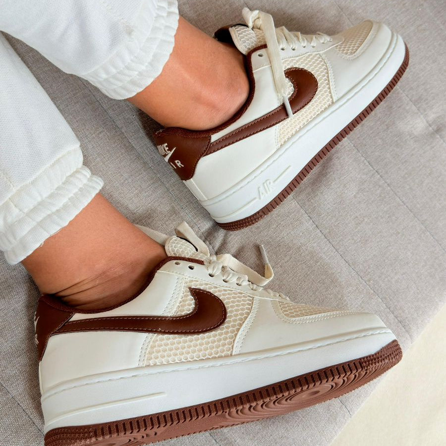 Tênis AIR FORCE OFF/CASTANHO | Premium